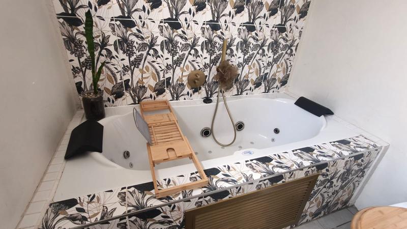 3 Bedroom Property for Sale in Avondale Western Cape